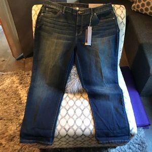 Jennifer Lopez capris size 16w 24 in inseam